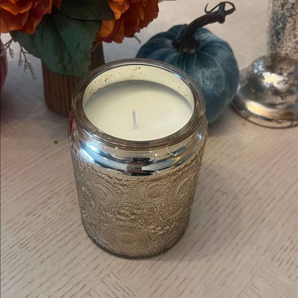 Soy Candle 24oz Handmade Rose Vanilla